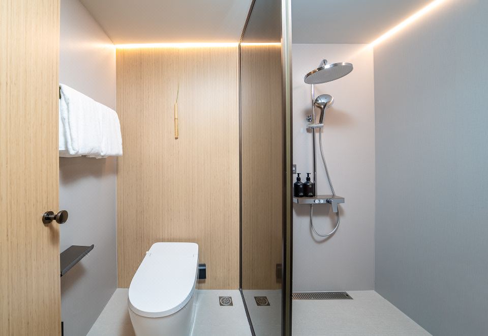 JI Hotel (Gangchang Road Branch Zhuhai Station)Family Room