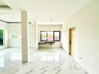 Behomy Waru Sidoarjo 瓦魯住宿飯店