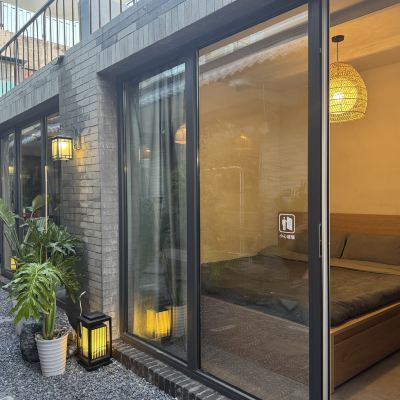 衚衕小院豪華大床房帶獨立露台 北京晨源客棧優惠