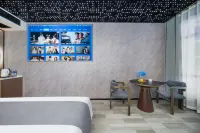 Yingge Movie Hotel (Weining Caohai Convention and Exhibition Center)