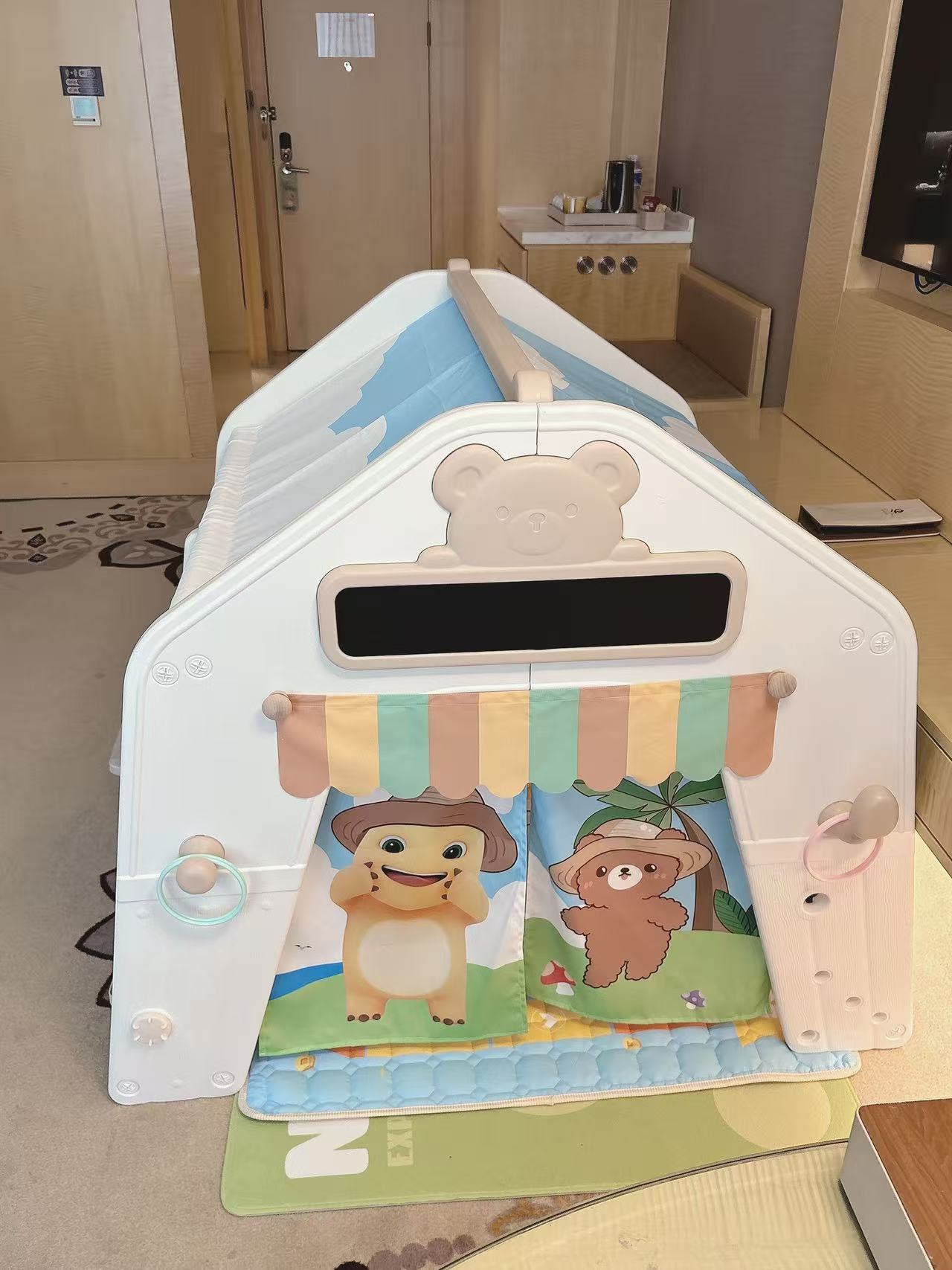 奶龙主题亲子房（小童玩具+温润加湿器+豪华浴缸）