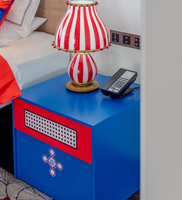 SeaView Garden Hotel QingdaoClassic Ultraman Theme Sea-view Two-Bedroom Suite (Two Double Beds + Two War Chariot Beds)