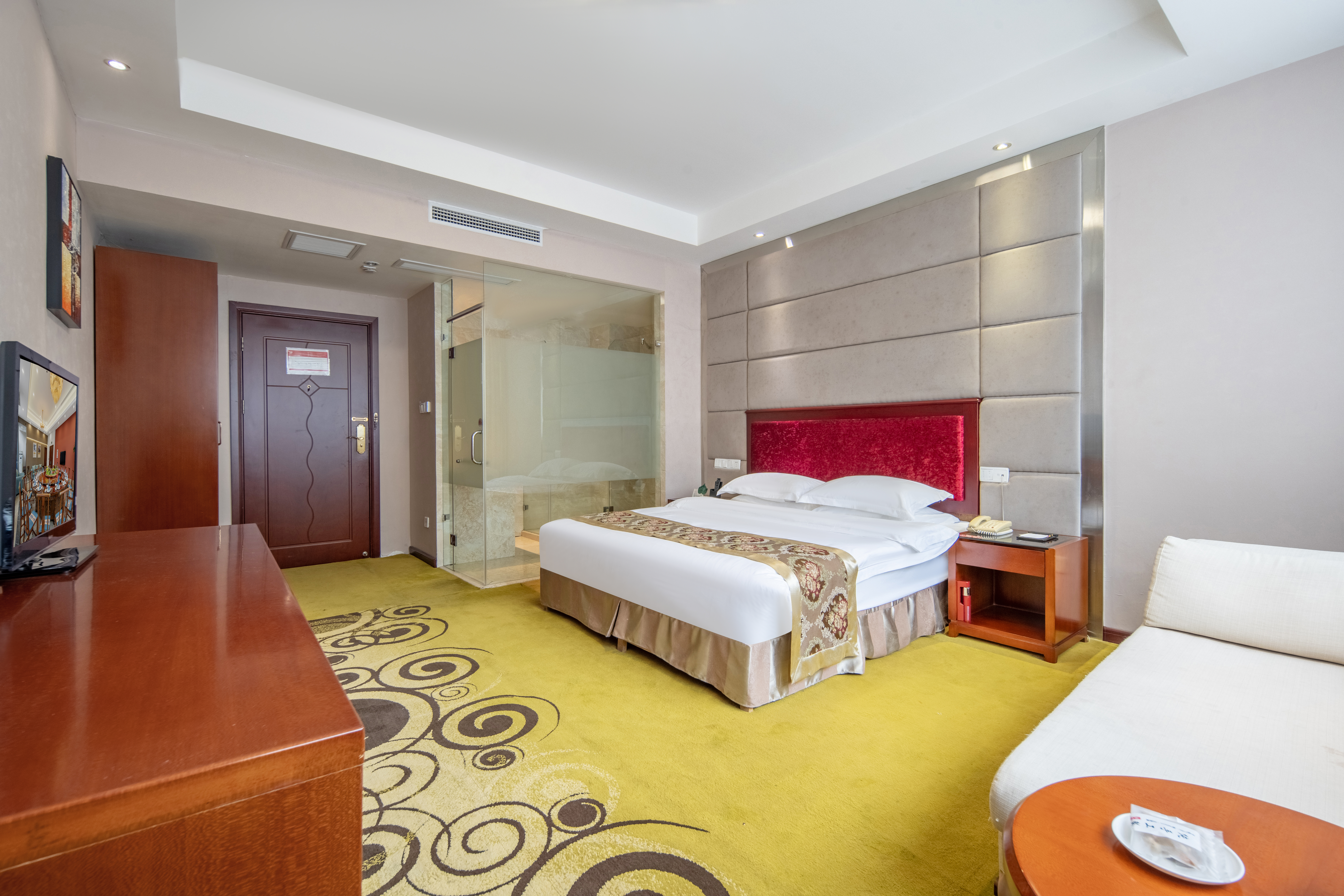 Weiye HotelKing-size bed room