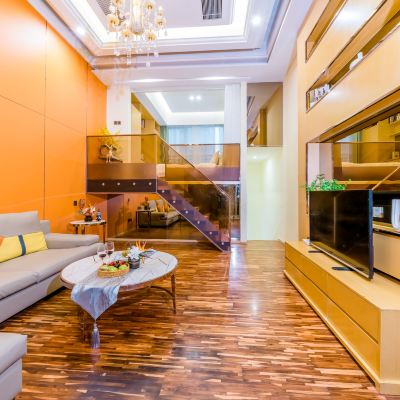 觀景複式三層兩室套房（廳卧獨享+觀景陽台） 喜運服務公寓（廣州塔珠江新城店）優惠