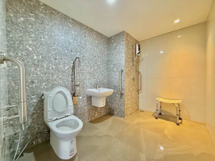 ห้องครอบครัว  (Rangsit Residence & Hotel)