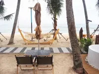 Sichon Glamping Resort, Beachfront