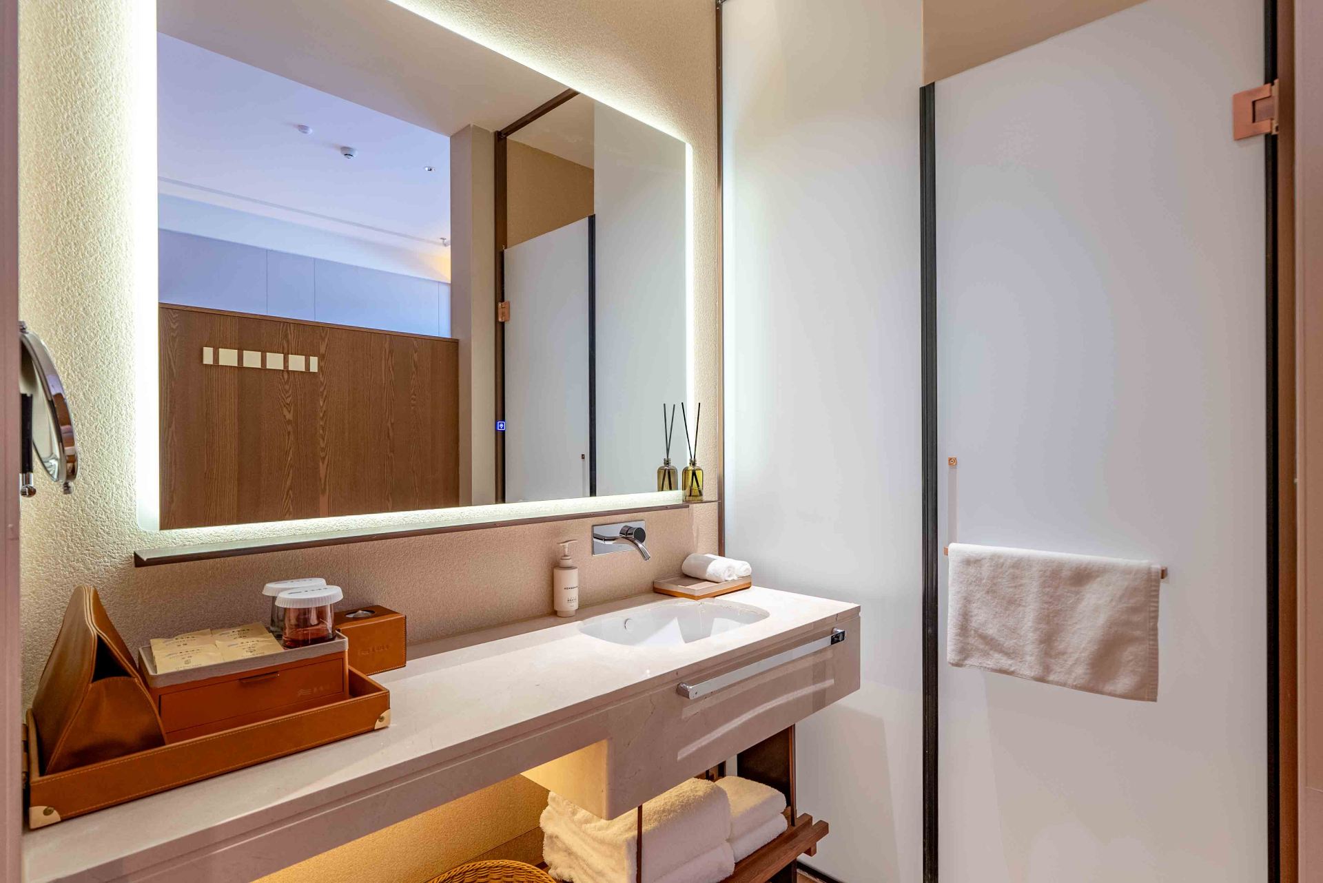 Courtyard Twin Room