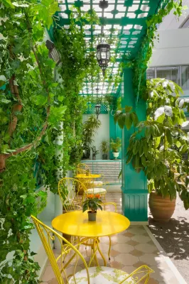 Ibis Styles Athens Routes Hotel di 