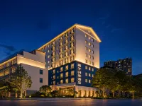 Swallow Return Hotel (Hengji Plaza Food City, Baise Youjiang District)