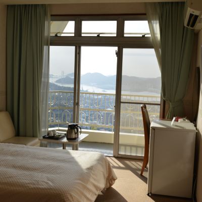 Main Building - Twin Room(14m) with Harbour View ( Non-Smoking)