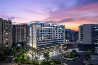 Fuzhou Four Seasons&Yue Hotel Hotele w: 