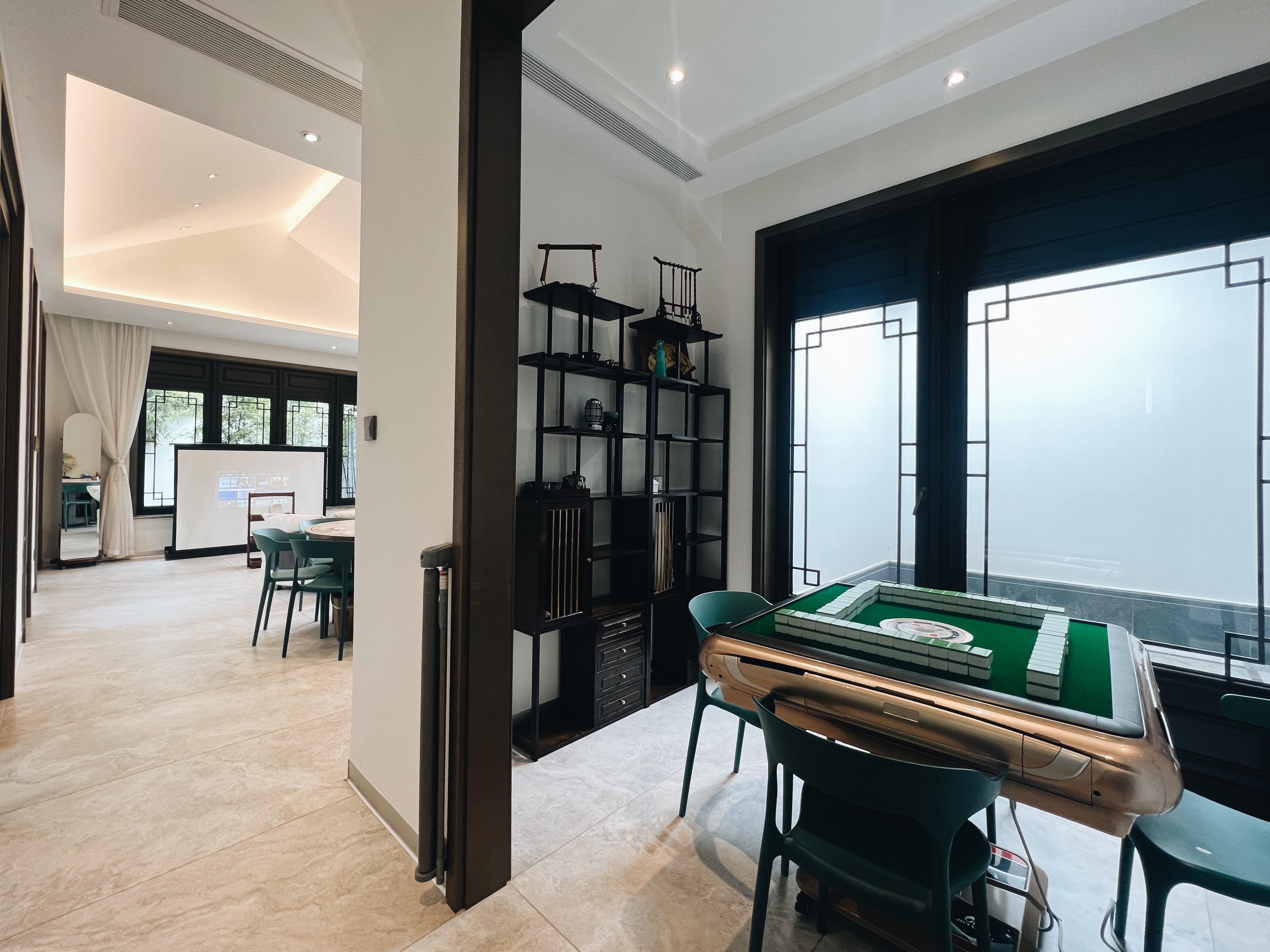 豪华四卧三衞影音花园别院