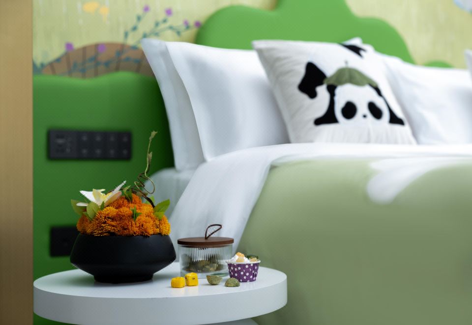 大熊猫亲子主题侧江景套房