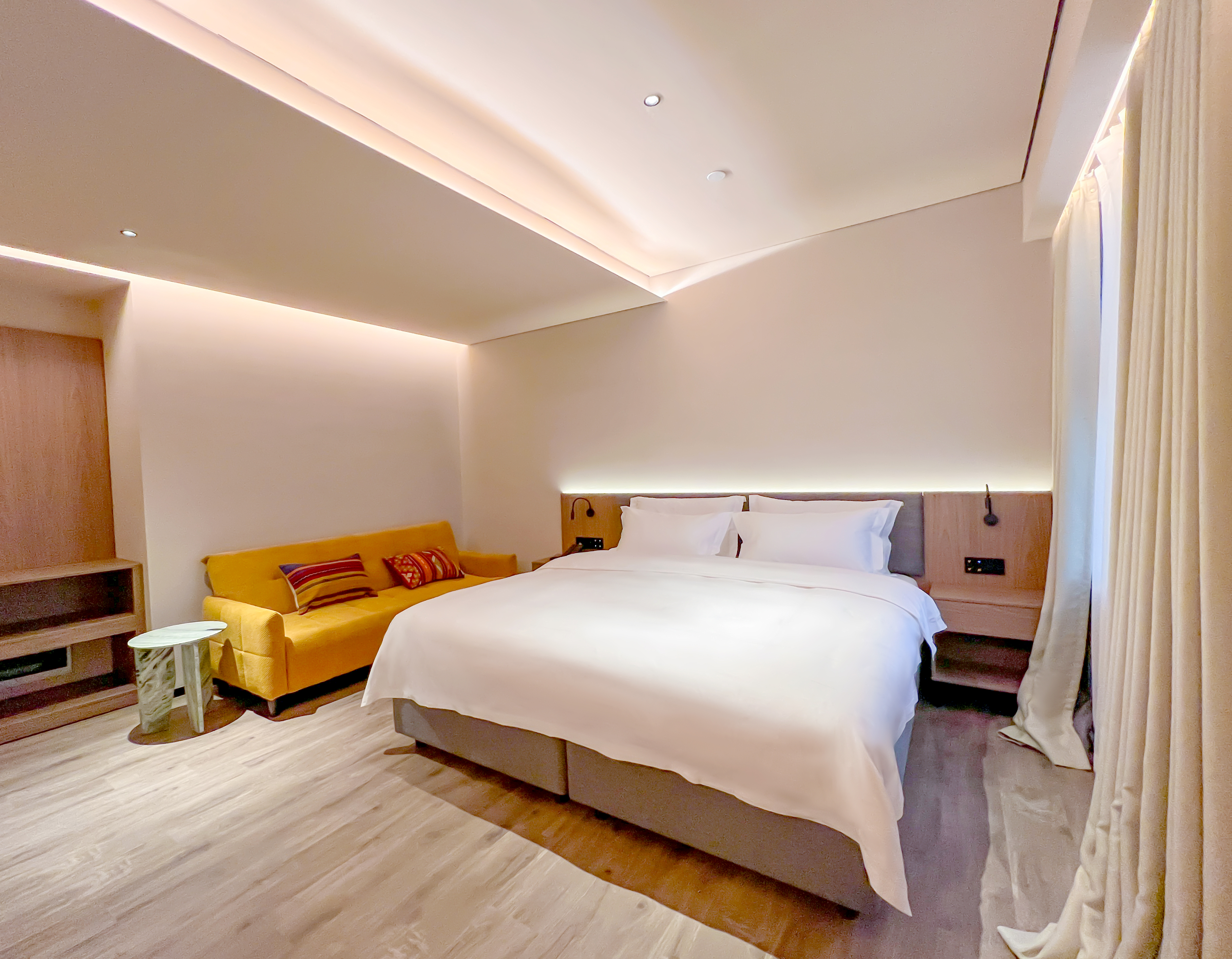 商务套房（安静+零压舒眠床垫）