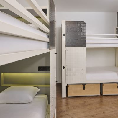 私人六人房（帶公共衛浴） 巴黎發電機旅館優惠