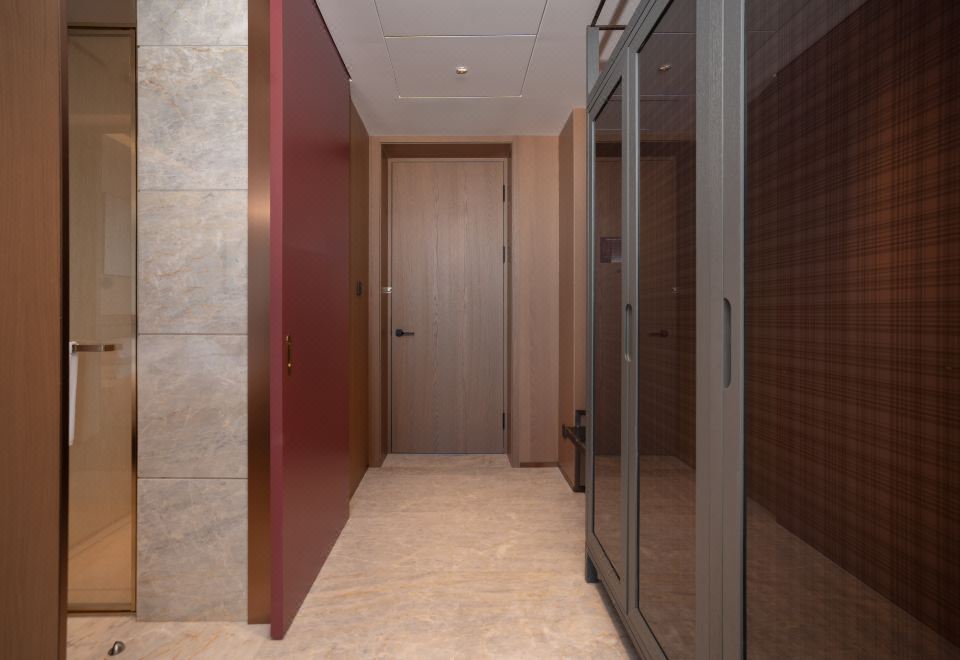 Family-friendly 2-bed Room