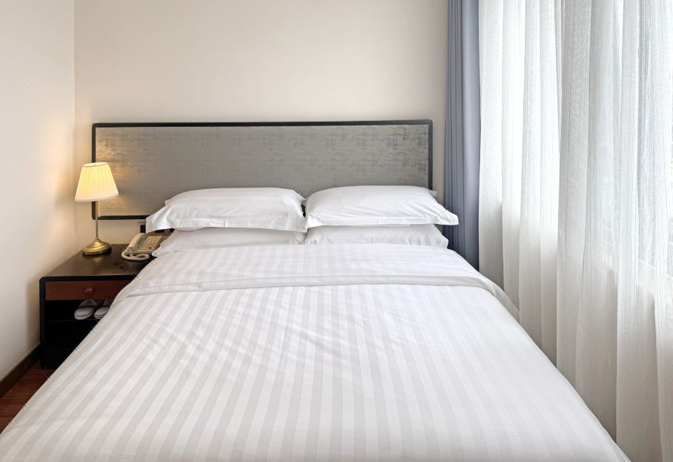 Beijing HWA HotelDeluxe Family Suite