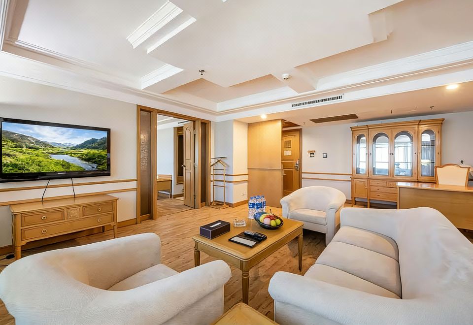 银阙.豪华都市繁花套房（一房一厅）