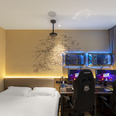 電競影院大床房[RTX3060Ti+32G內存+技嘉2K-144赫顯示器] 心遠電競飯店（廈門中山路步行街輪渡碼頭店）優惠