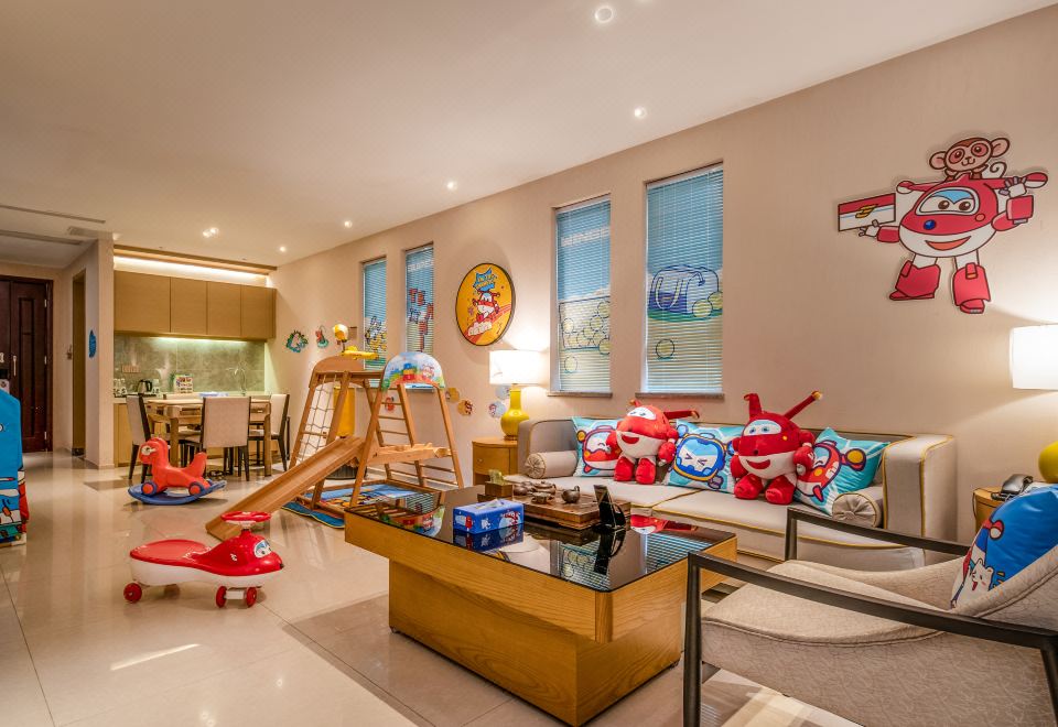 Yuetianxia Hot Spring HotelSuper Wings Garden Hot Spring Four-Bedroom Villa - Private Tub