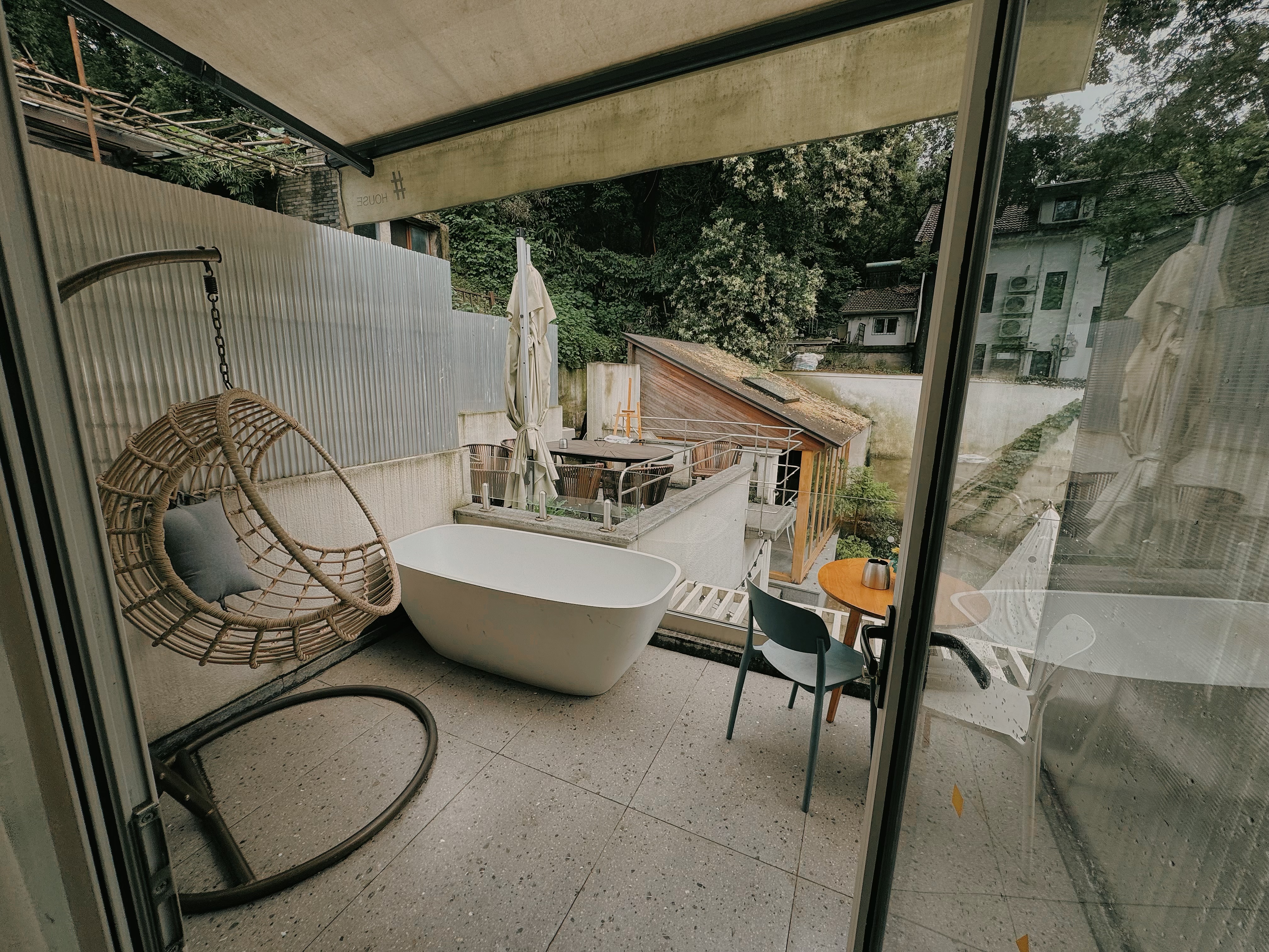 烟岚·精品家庭房