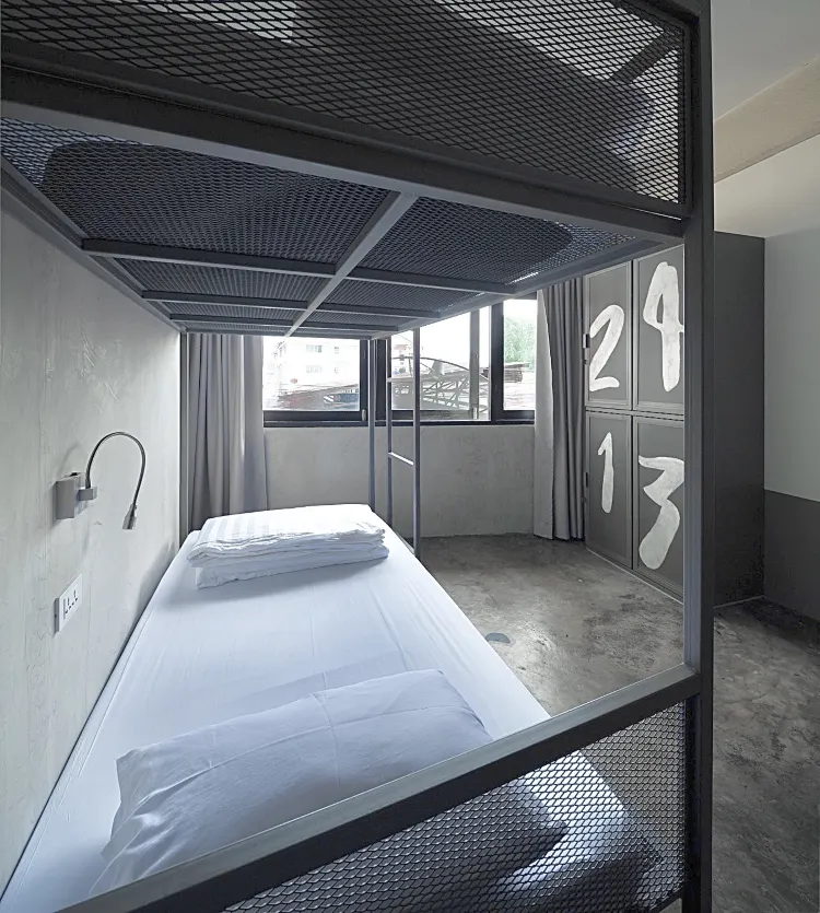 ห้องส่วนตัวสำหรับ 4 ท่าน (ห้องน้ำรวม แยกชาย - หญิง)