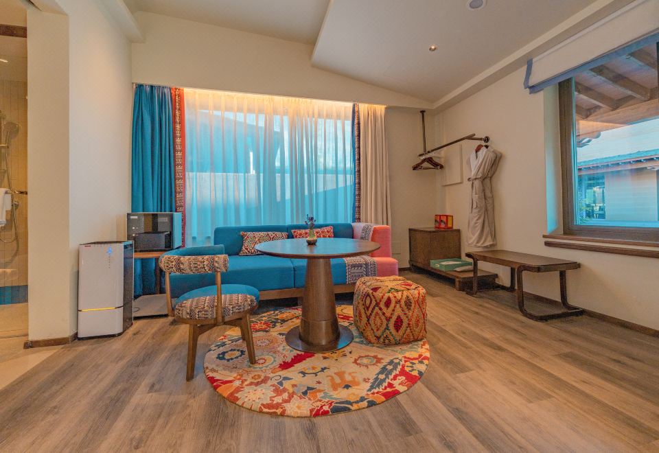 Private Courtyard-View Standard Room