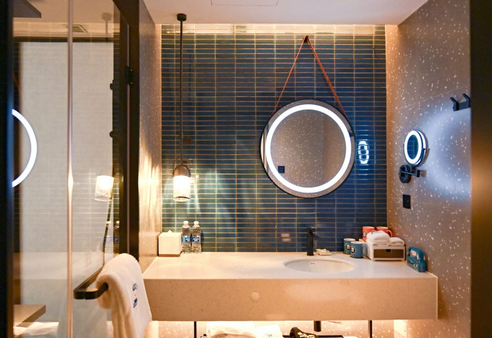 海底小纵队主题亲子房（全景落地窗＋舒达舒睡床品）