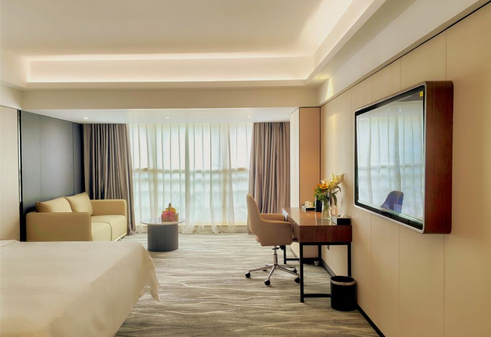 Clayton Hotel GuangzhouBusiness Queen Room