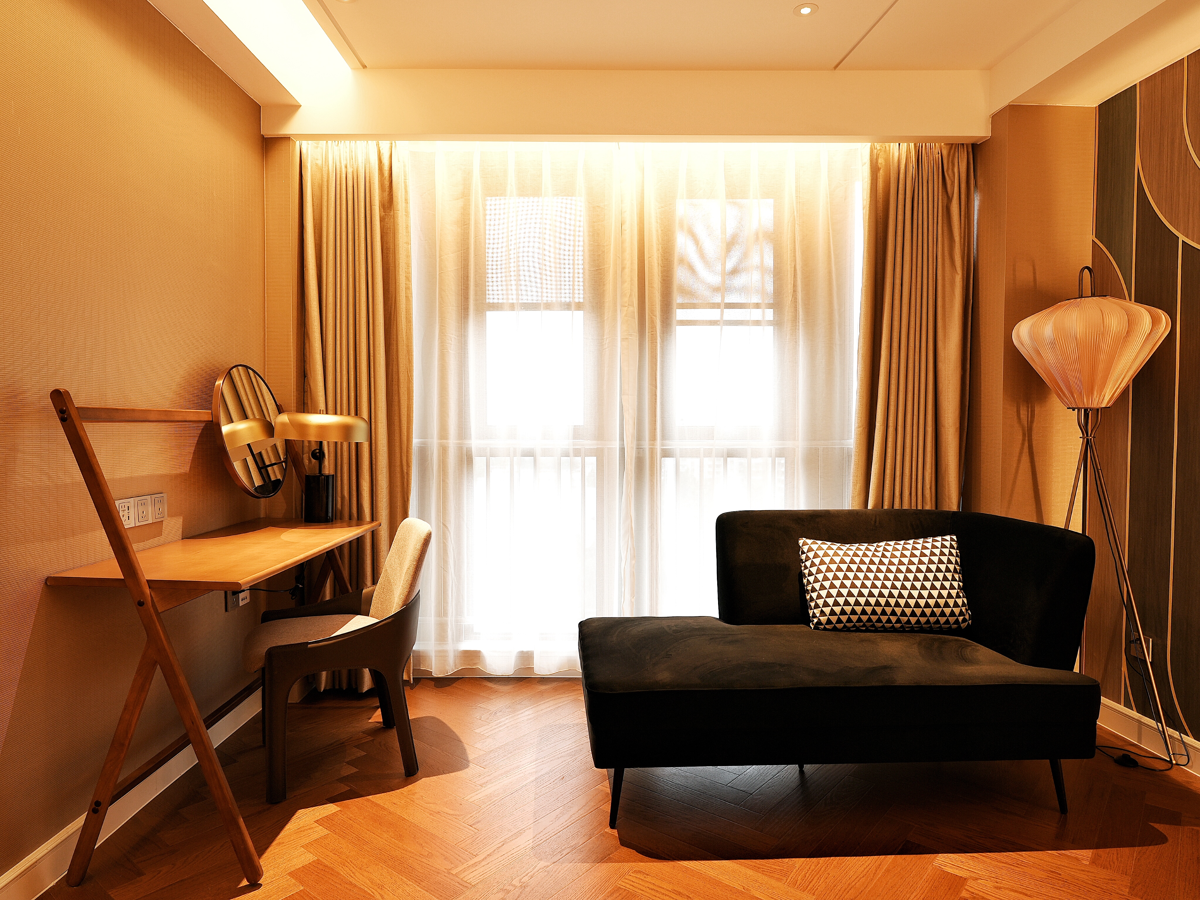 风雅大床房（智能客控+小冰箱+密码箱）