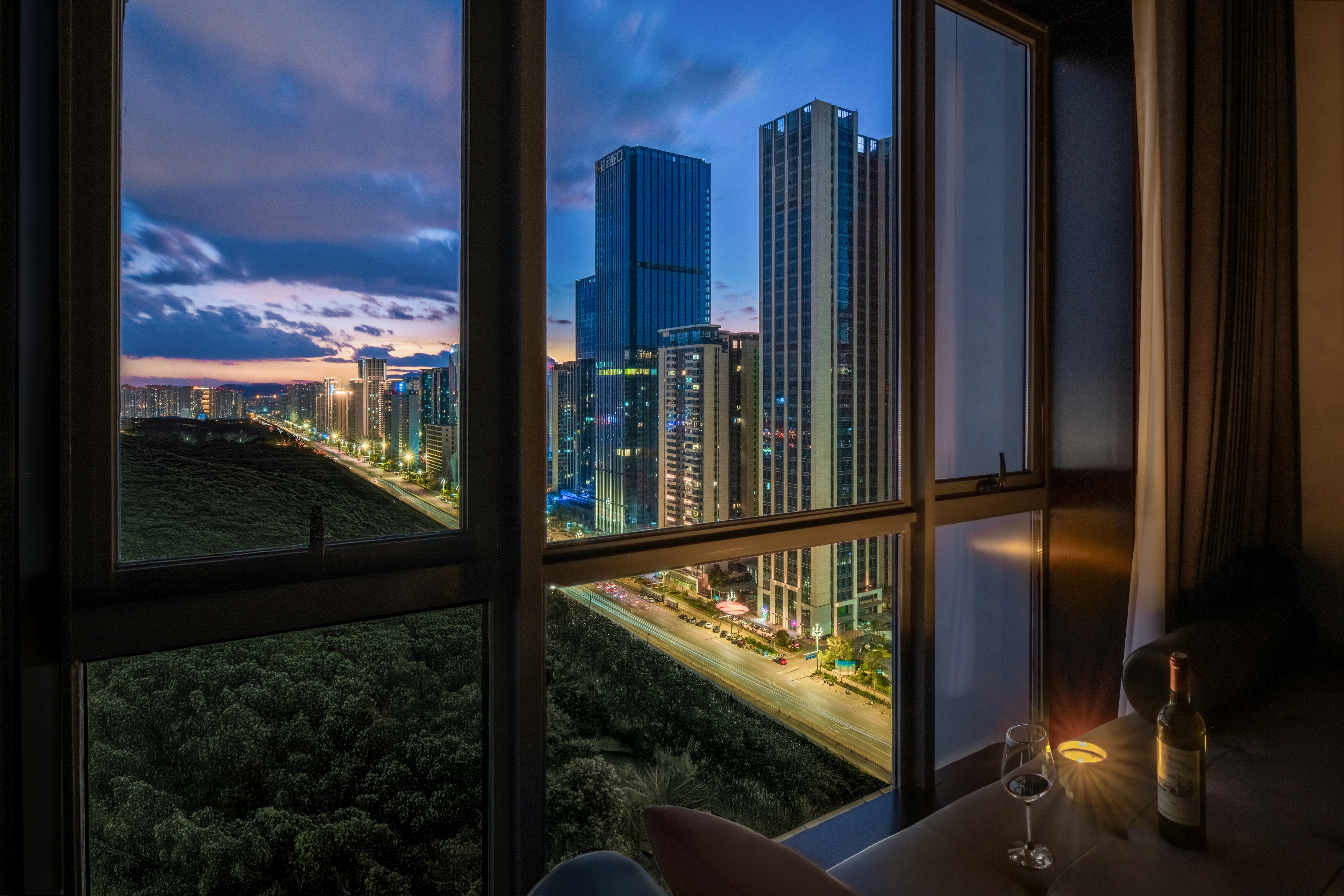 TiAmo复古式套房-浴缸[智能客控+芝华仕头等舱床垫+全套科勒衞浴]