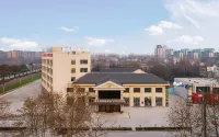 Vienna International Hotel Zhoukou Taikang Stadium County government branch