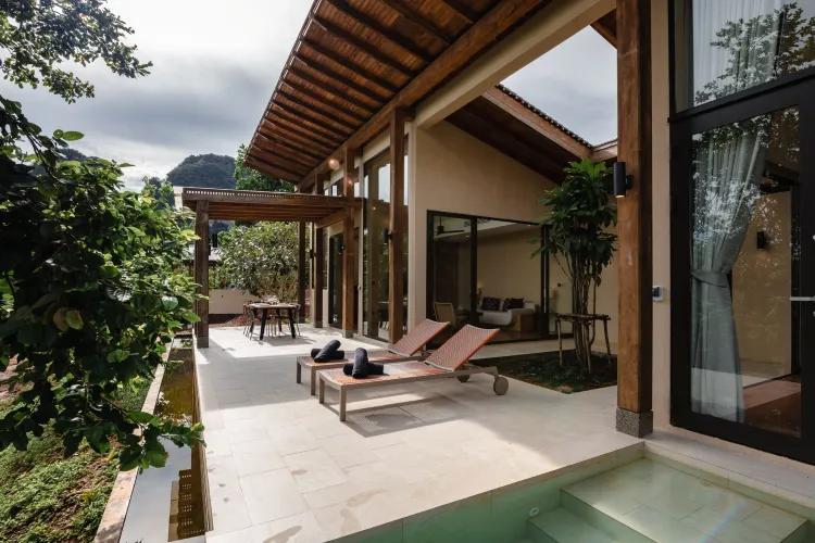 One Bedroom Deluxe Pool Villa Peak View