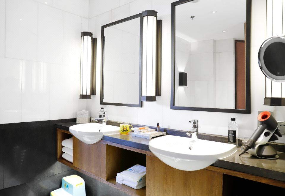 The Westin Xi'anB.Duck Theme Family Room（Deluxe Suite）