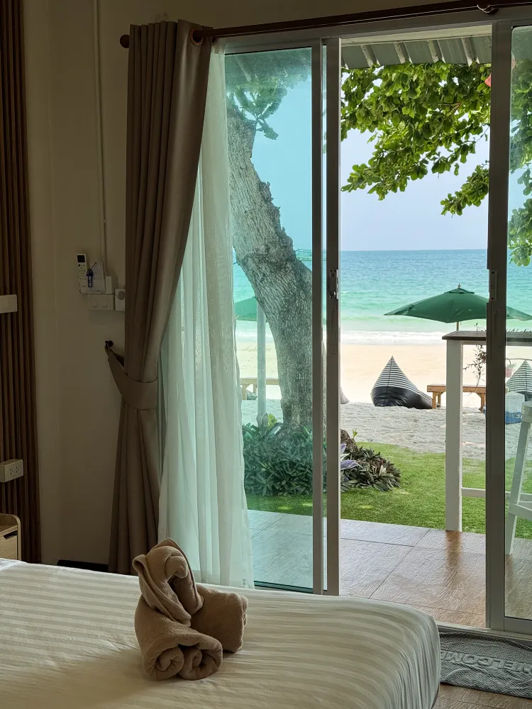 Signature Beachfront Ocean View