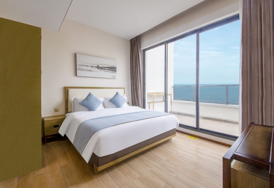 云顶楼王海景｜三房一厅家庭套房（大露台+轰趴聚会）