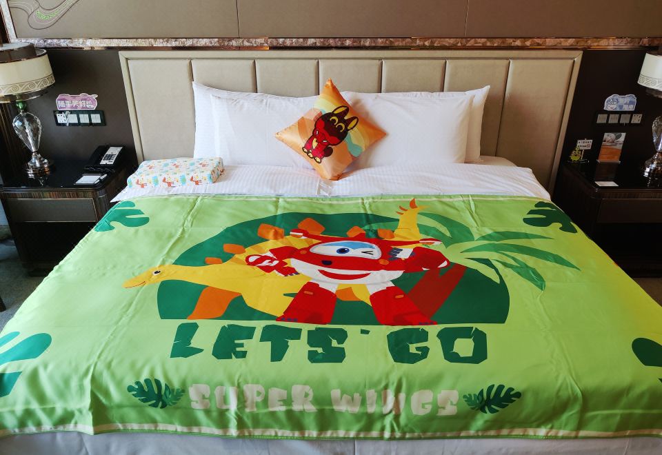 超级飞侠恐龙主题亲子房