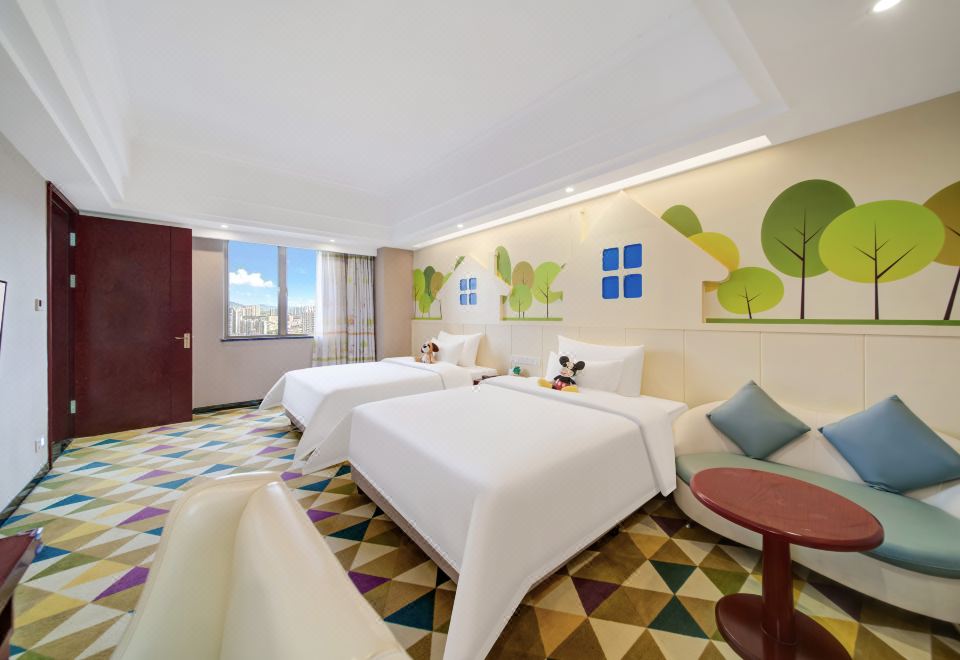 家庭亲子套房（两房一厅+小冰箱）