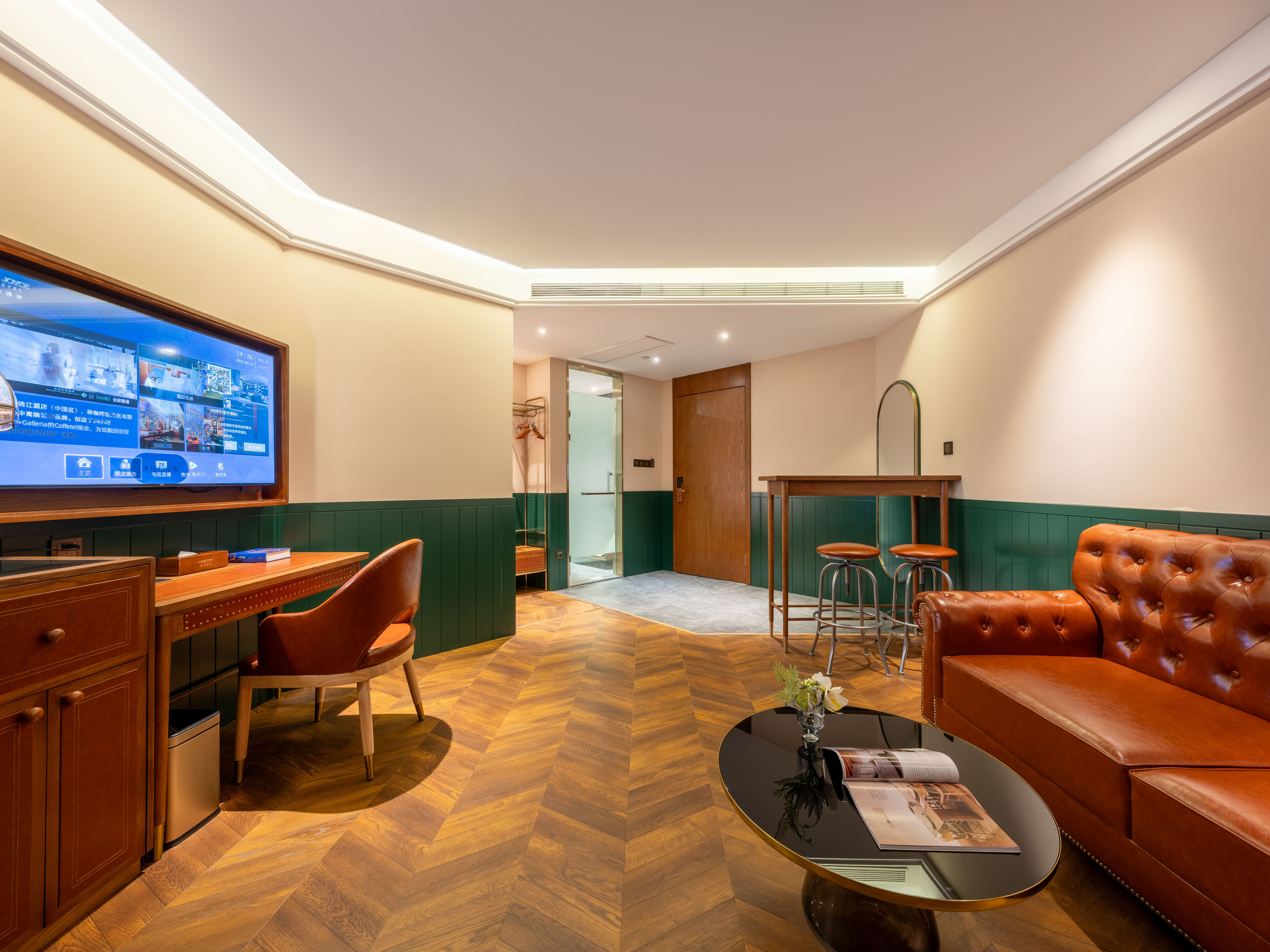 啡凡豪华大床房（投屏）