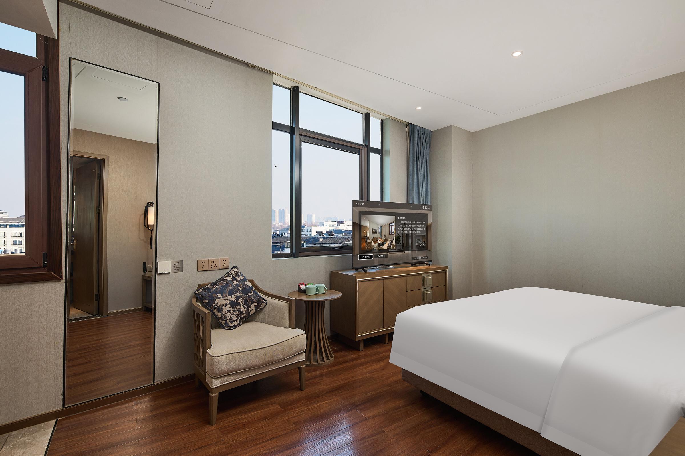 高級大床房（可投屏液晶電視）