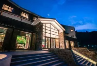 Xiang Xu Zhang Valley Inn
