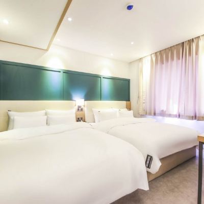 Family Suite Room Brooks Hotel Promo Code