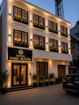 Hotel Park Suites At Airport