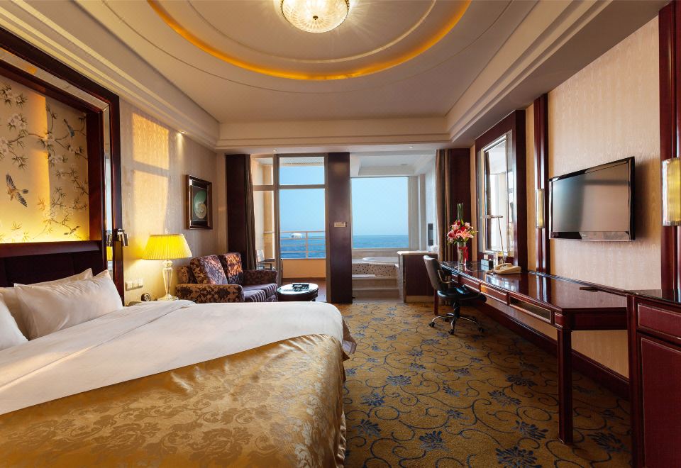 豪华海景套房（一室一厅·观日落云海）