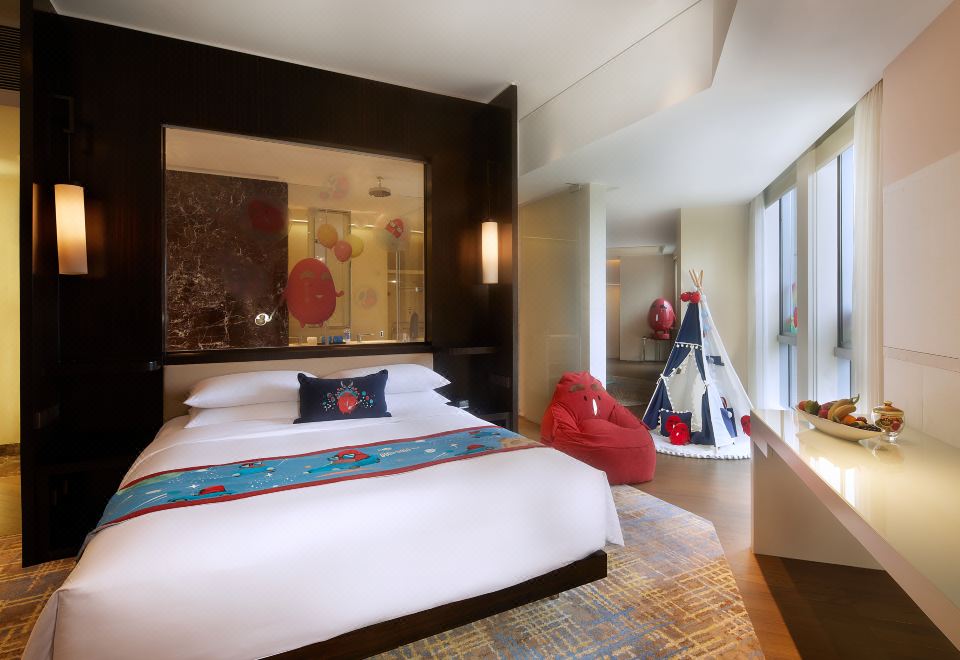 赤小宝主题套房