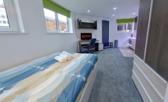 CovStays – New House - Deluxe Studios in Coventry City Centre