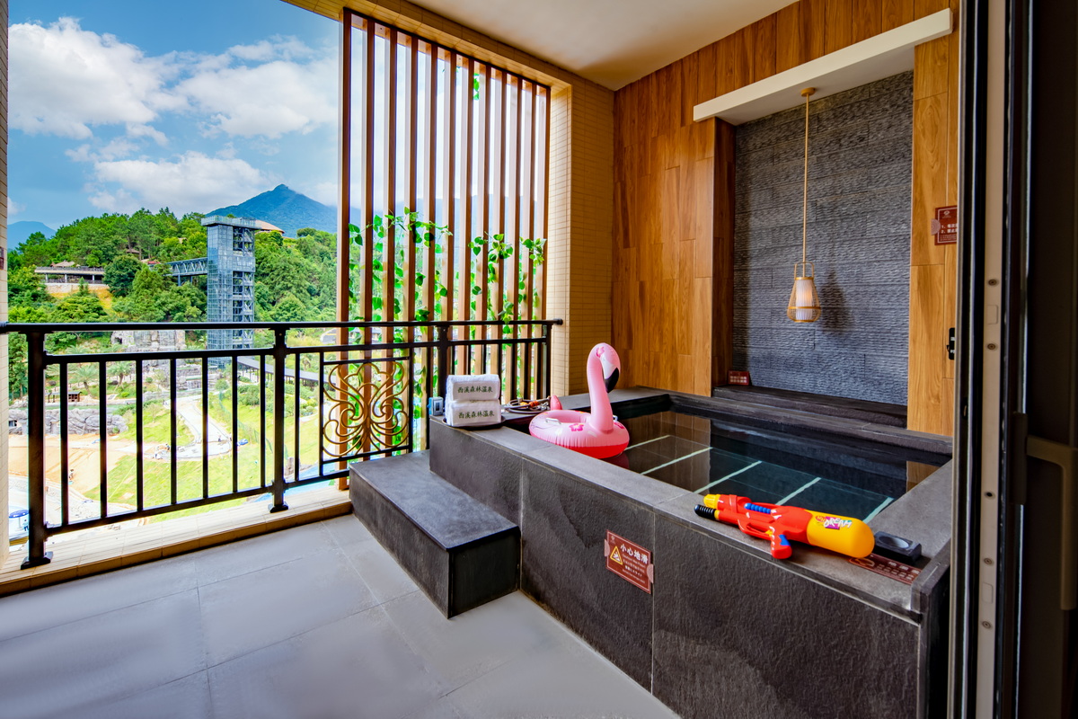 酒店B栋卡通大床房I独立泡池