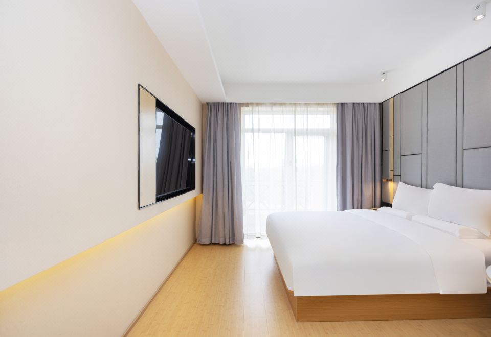 舒壓-高級大床房（露臺+65寸投屏電視+分體空調+地暖）