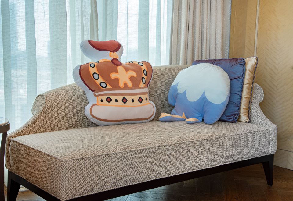 The Langham HefeiAlice In Wonderland Theme Room