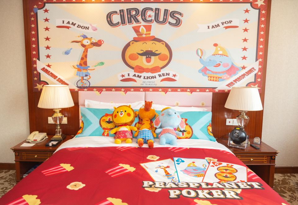 Jin Jiang Park Hotel ShanghaiDeluxe Theme Queen Room